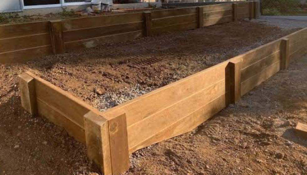 Retaining wall showcase